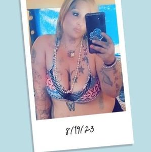 Meet your Posher, Christy